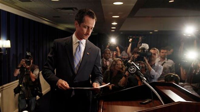 Rep Weiner Admits Sexual Photo